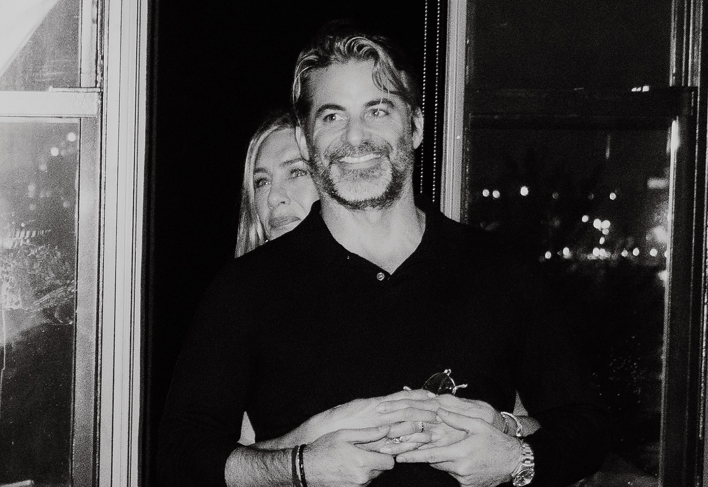 Дженнифер Энистон сексуально раскрепостилась для Elle и своего бойфренда